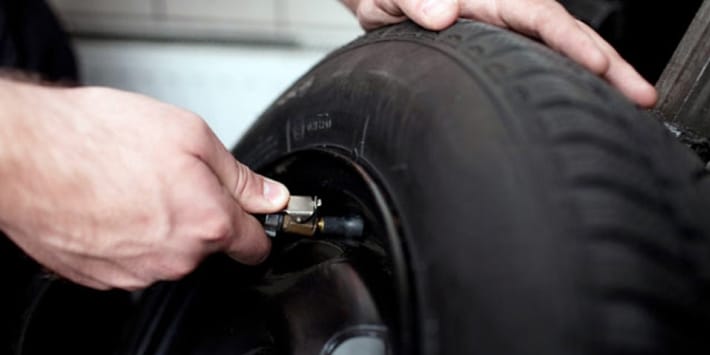 Pression du pneu : gonflage des pneus à l'azote pour un pneu basse consommation