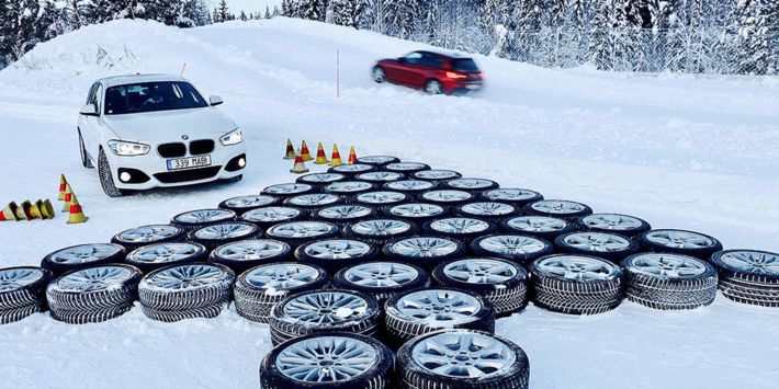 Autobild a fait un comparatif des meilleurs pneus hiver pour voiture compacte et moyenne, berline et monospace, sur neige, sur sol sec et mouillé